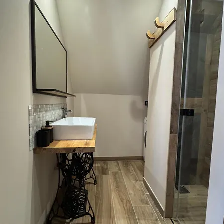 Vu Sur Apartment *